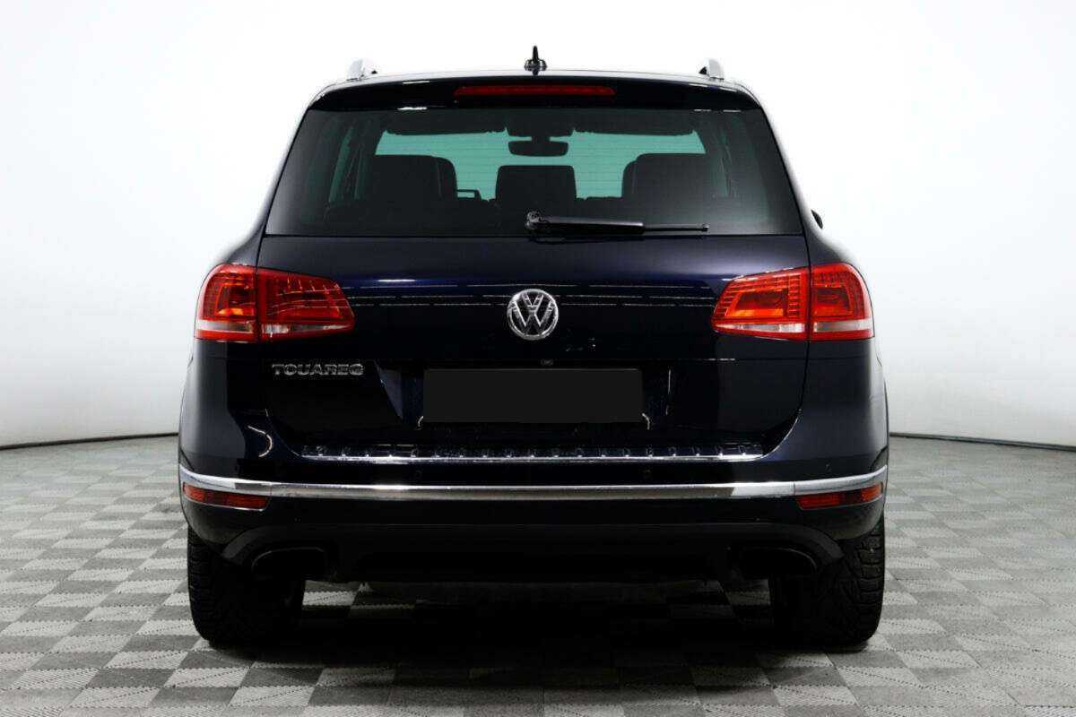 Volkswagen Touareg с пробегом — 2016 год. Фото: #5