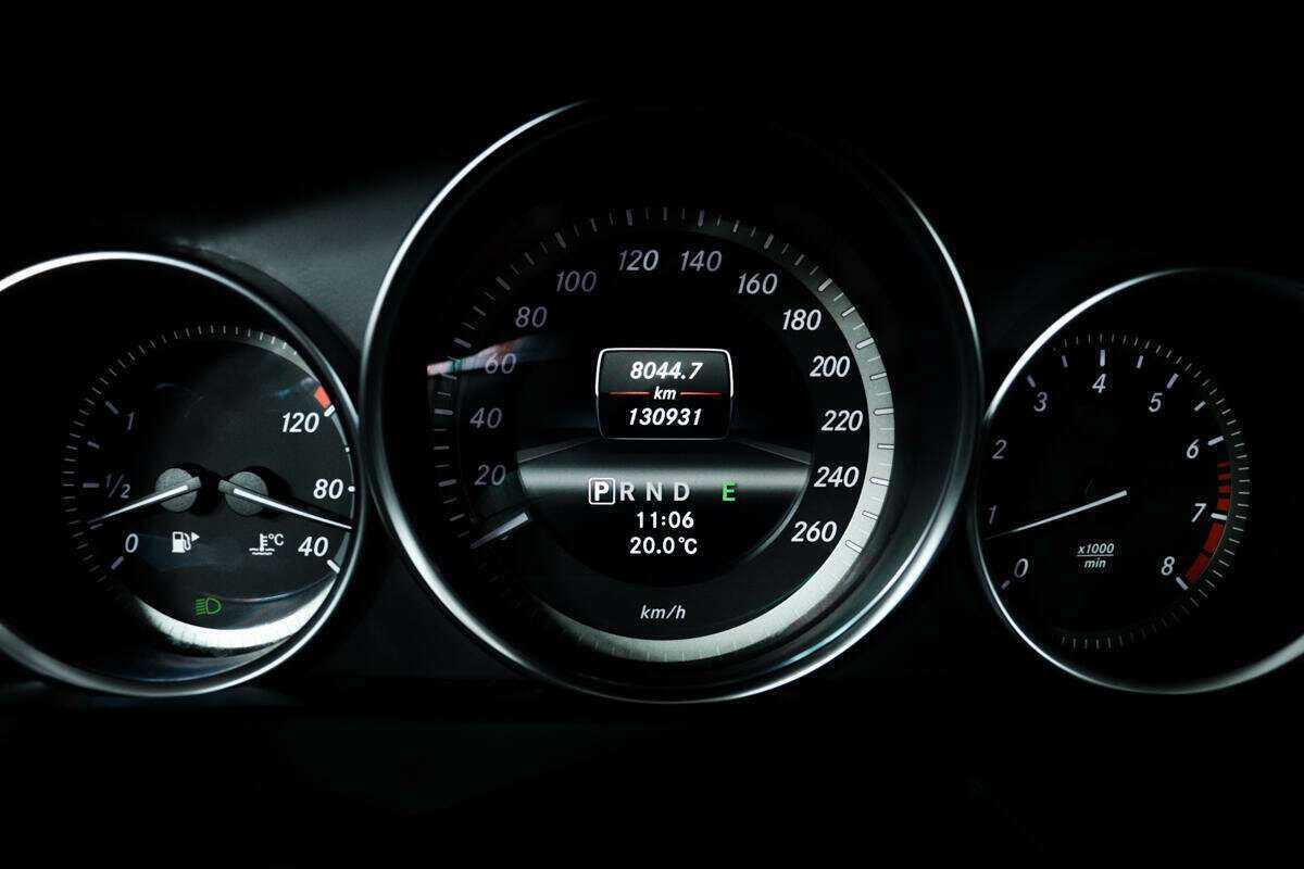 Mercedes-Benz C-Класс с пробегом — 2011 год. Фото: #9