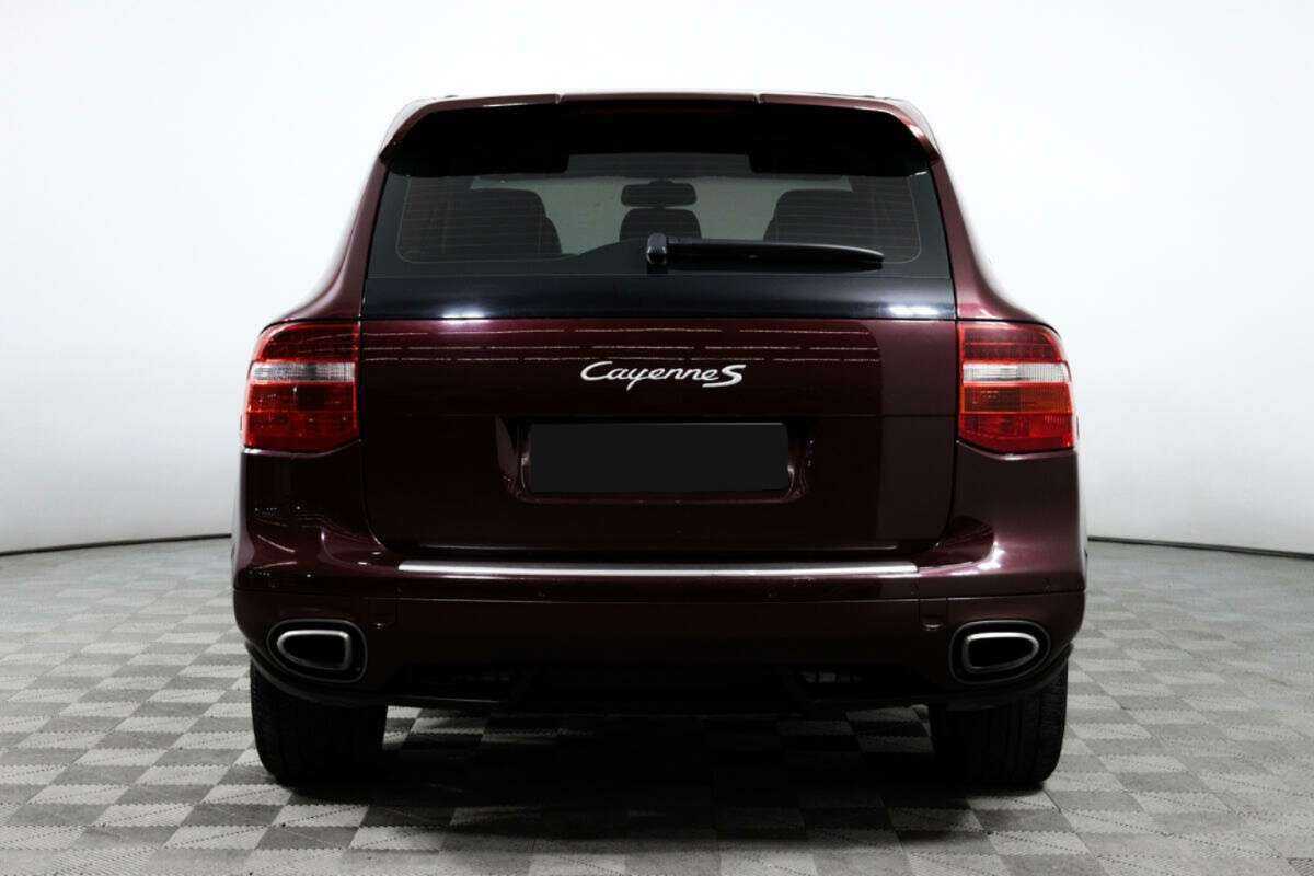 Porsche Cayenne с пробегом — 2008 год. Фото: #5