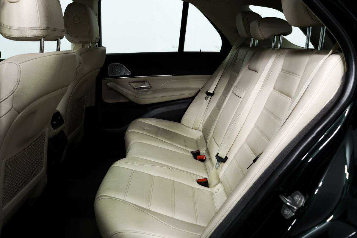 Mercedes-Benz GLE с пробегом — 2019 год. Фото: #11