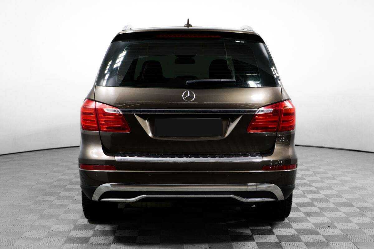 Mercedes-Benz GL-Класс с пробегом — 2015 год. Фото: #5