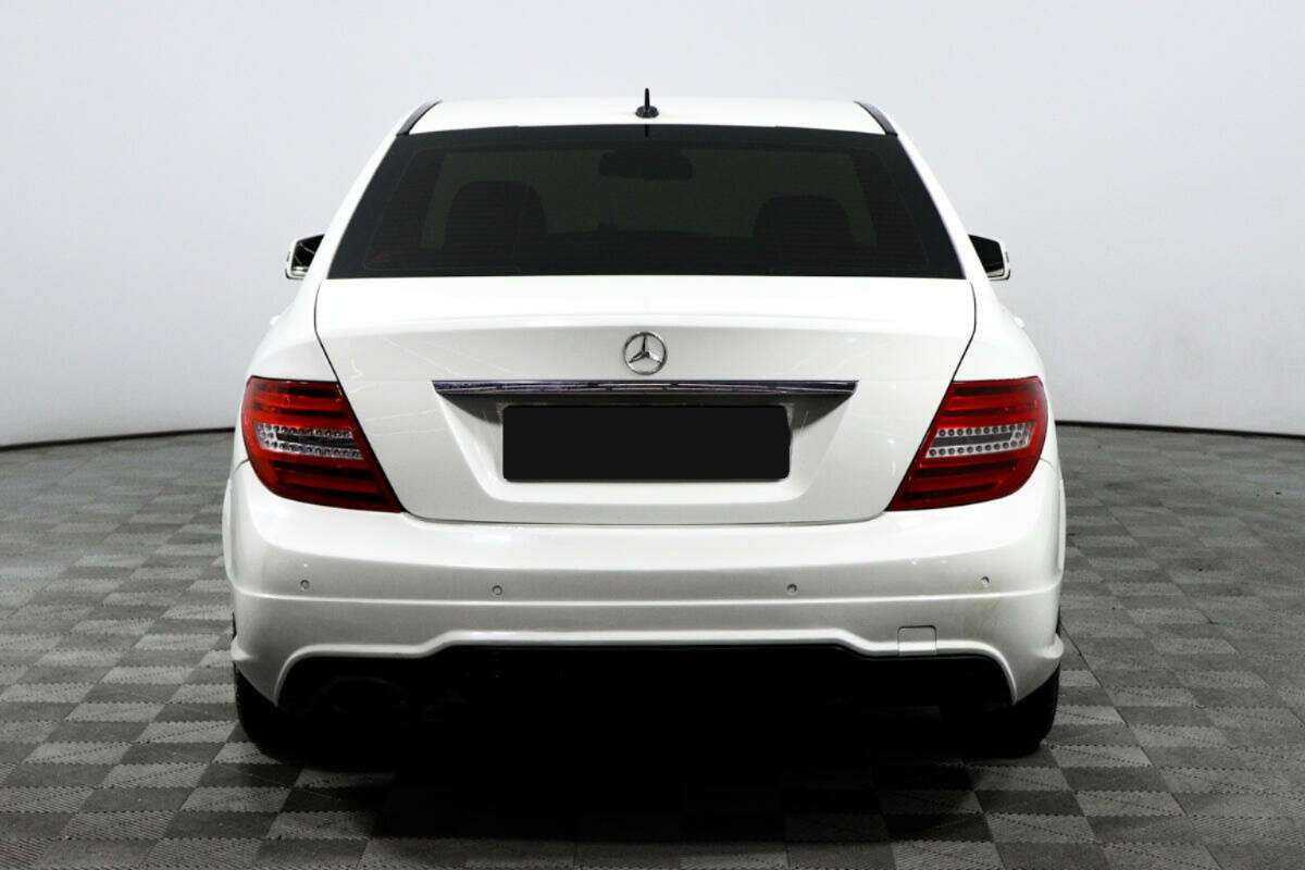 Mercedes-Benz C-Класс с пробегом — 2011 год. Фото: #5
