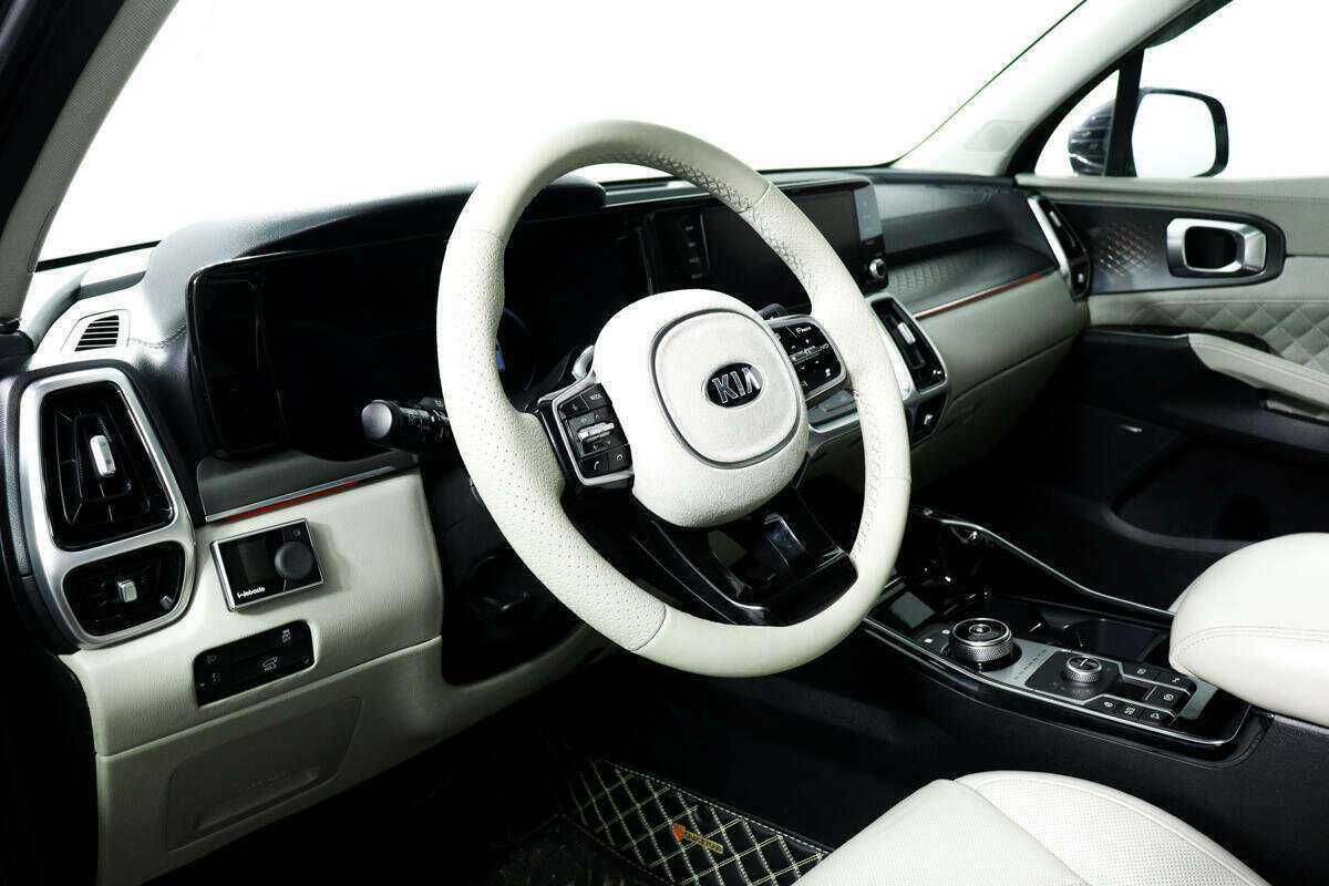 Kia Sorento с пробегом — 2020 год. Фото: #12