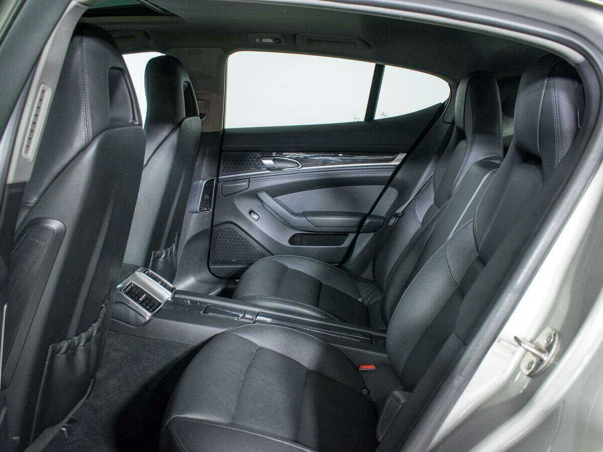 Porsche Panamera с пробегом — 2010 год. Фото: #9