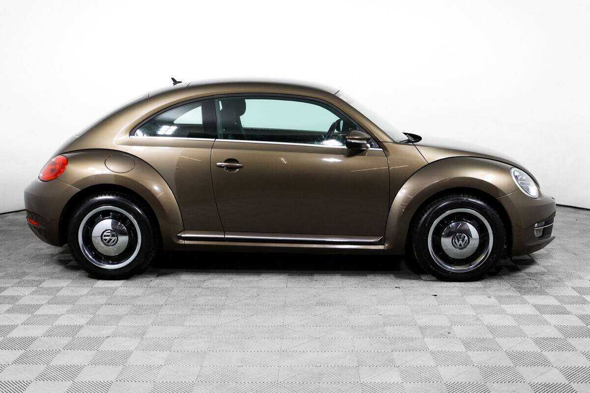 Volkswagen Beetle с пробегом — 2014 год. Фото: #3