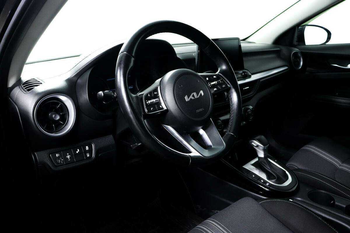 Kia Cerato с пробегом — 2021 год. Фото: #12