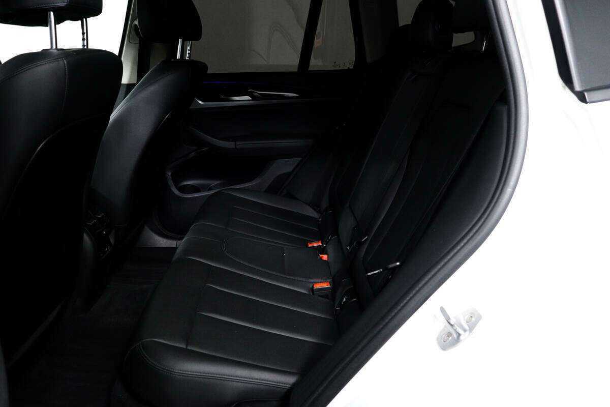 BMW X3 с пробегом — 2018 год. Фото: #11