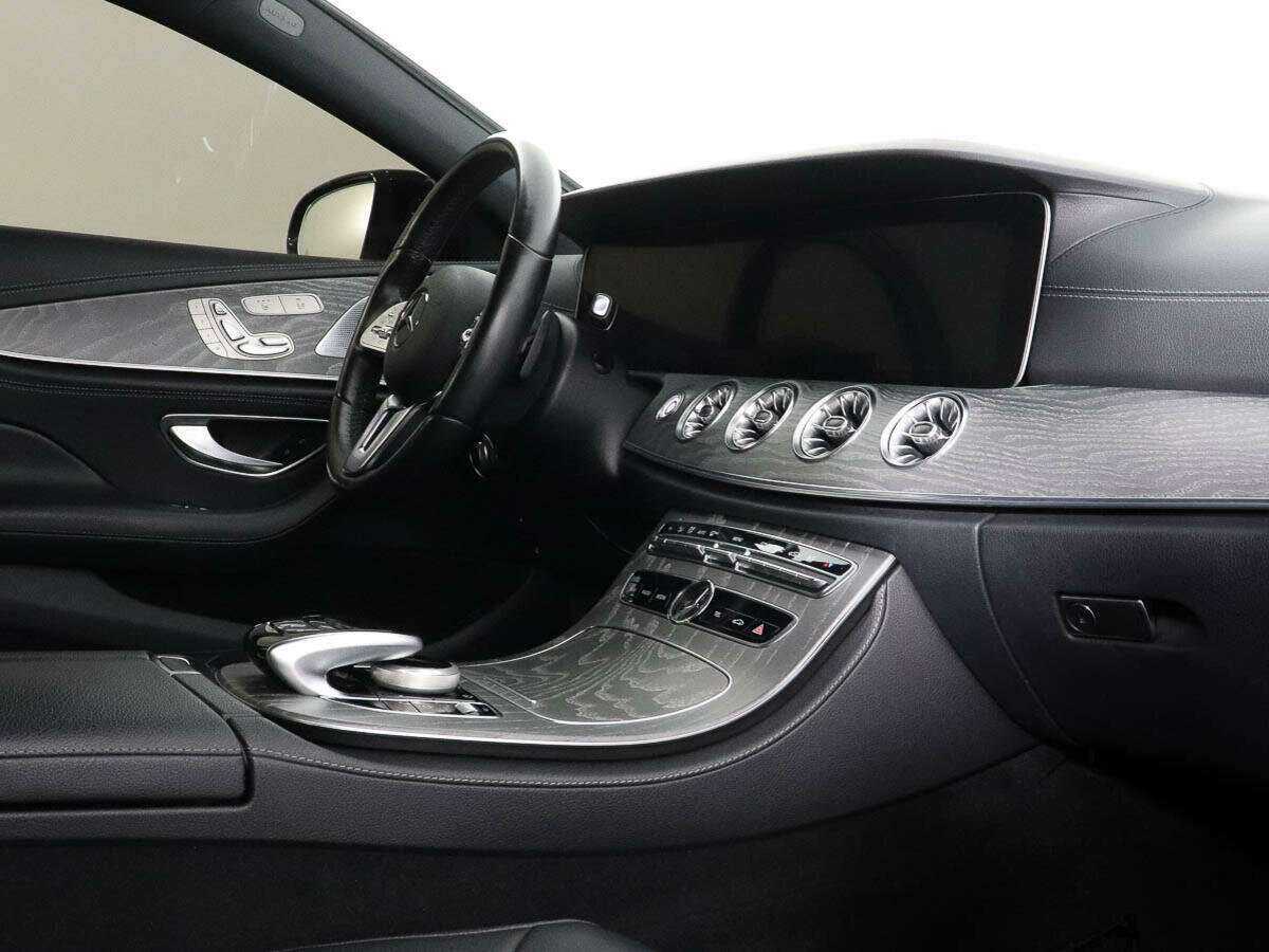 Mercedes-Benz CLS с пробегом — 2018 год. Фото: #5