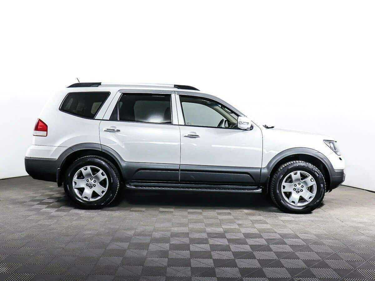 Kia Mohave с пробегом — 2011 год. Фото: #3