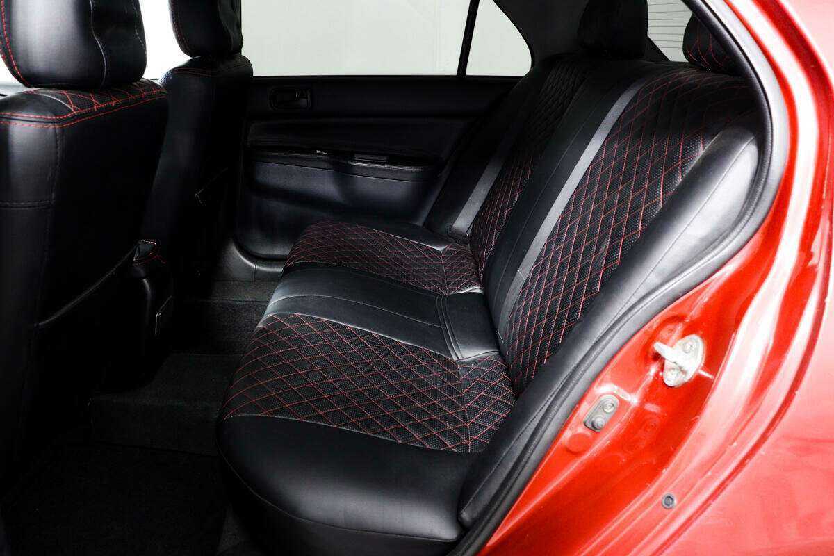 Mitsubishi Lancer с пробегом — 2005 год. Фото: #11