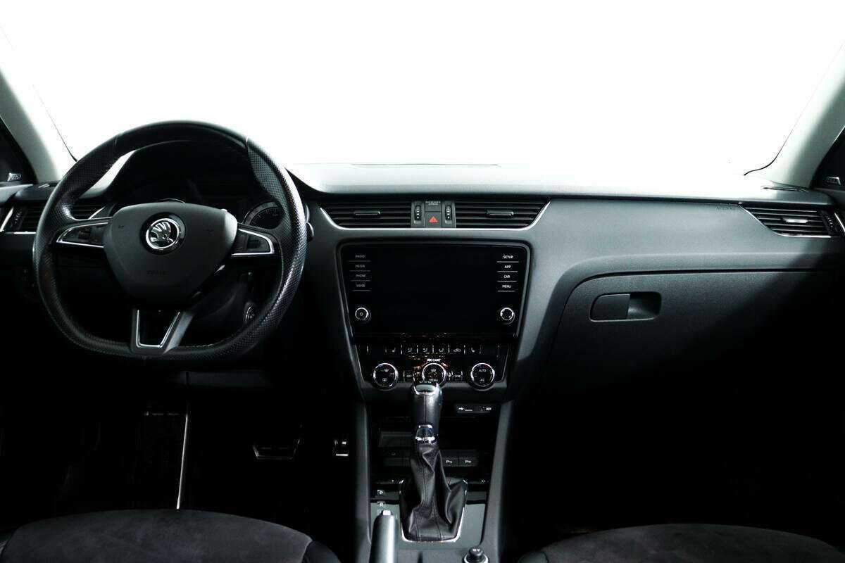 Skoda Octavia с пробегом — 2017 год. Фото: #10