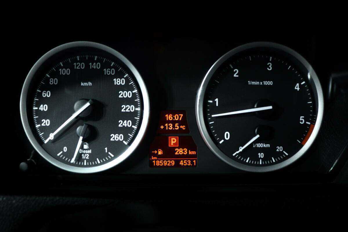 BMW X6 с пробегом — 2011 год. Фото: #9