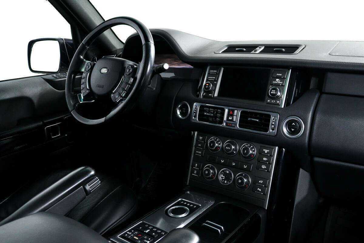 Land Rover Range Rover с пробегом — 2011 год. Фото: #7