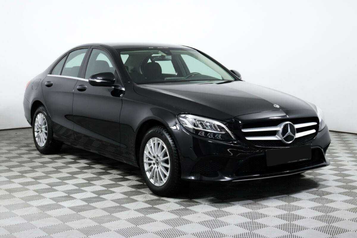 Mercedes-Benz C-Класс с пробегом — 2018 год. Фото: #2