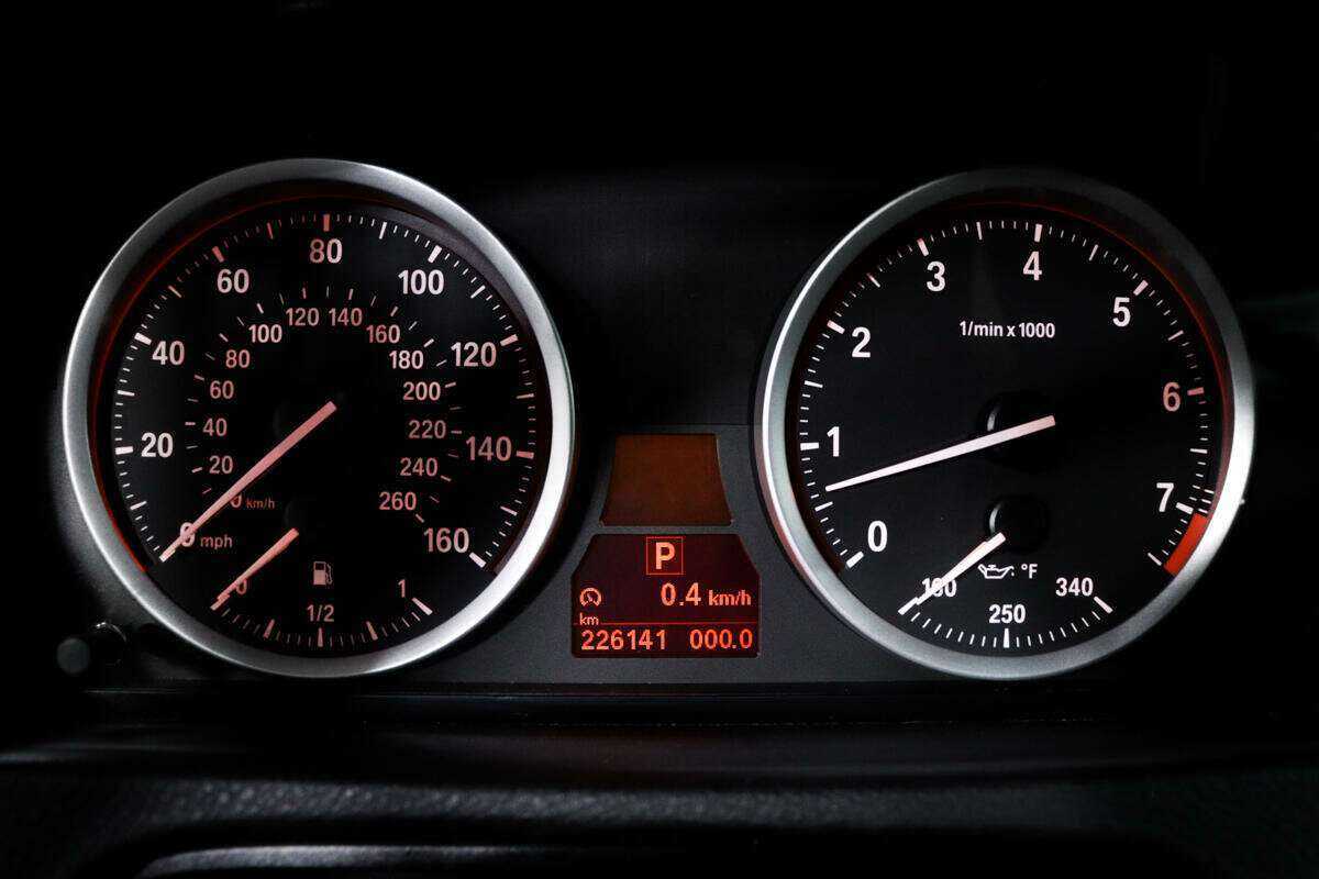 BMW X6 с пробегом — 2008 год. Фото: #9