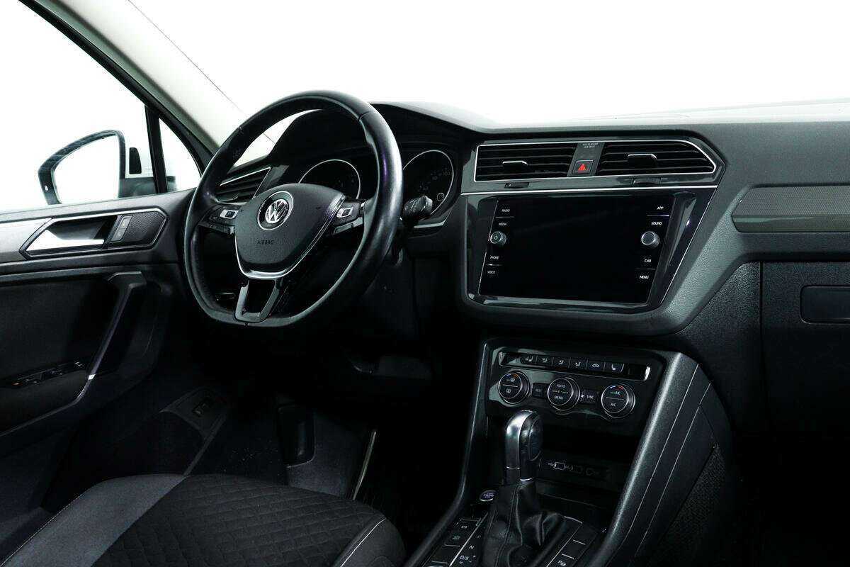 Volkswagen Tiguan с пробегом — 2018 год. Фото: #7