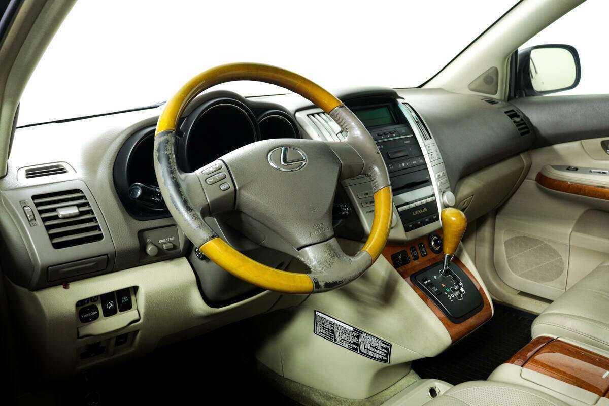 Lexus RX с пробегом — 2007 год. Фото: #12