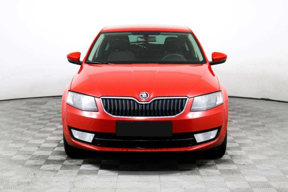 Skoda Octavia с пробегом — 2015 год. Фото: #1