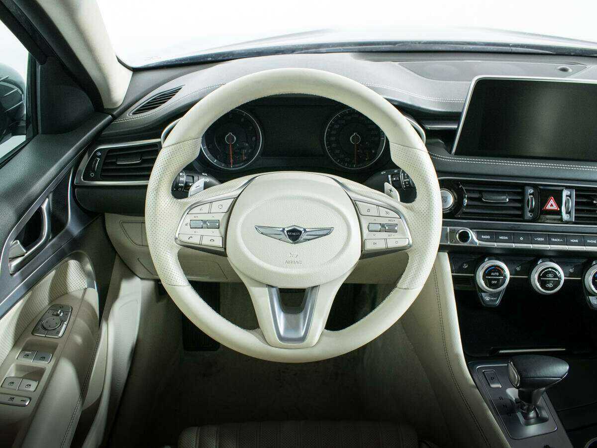 Genesis G70 с пробегом — 2018 год. Фото: #13