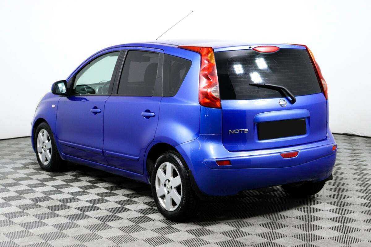 Nissan Note с пробегом — 2006 год. Фото: #6