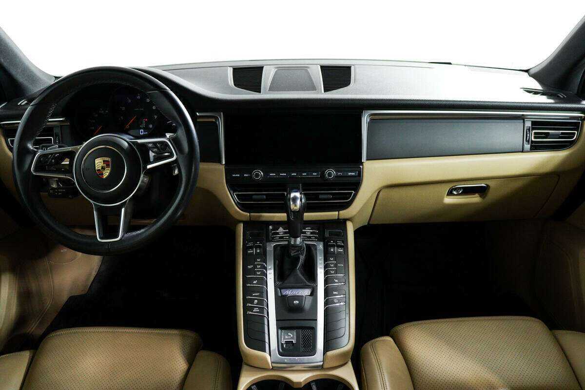 Porsche Macan с пробегом — 2019 год. Фото: #10