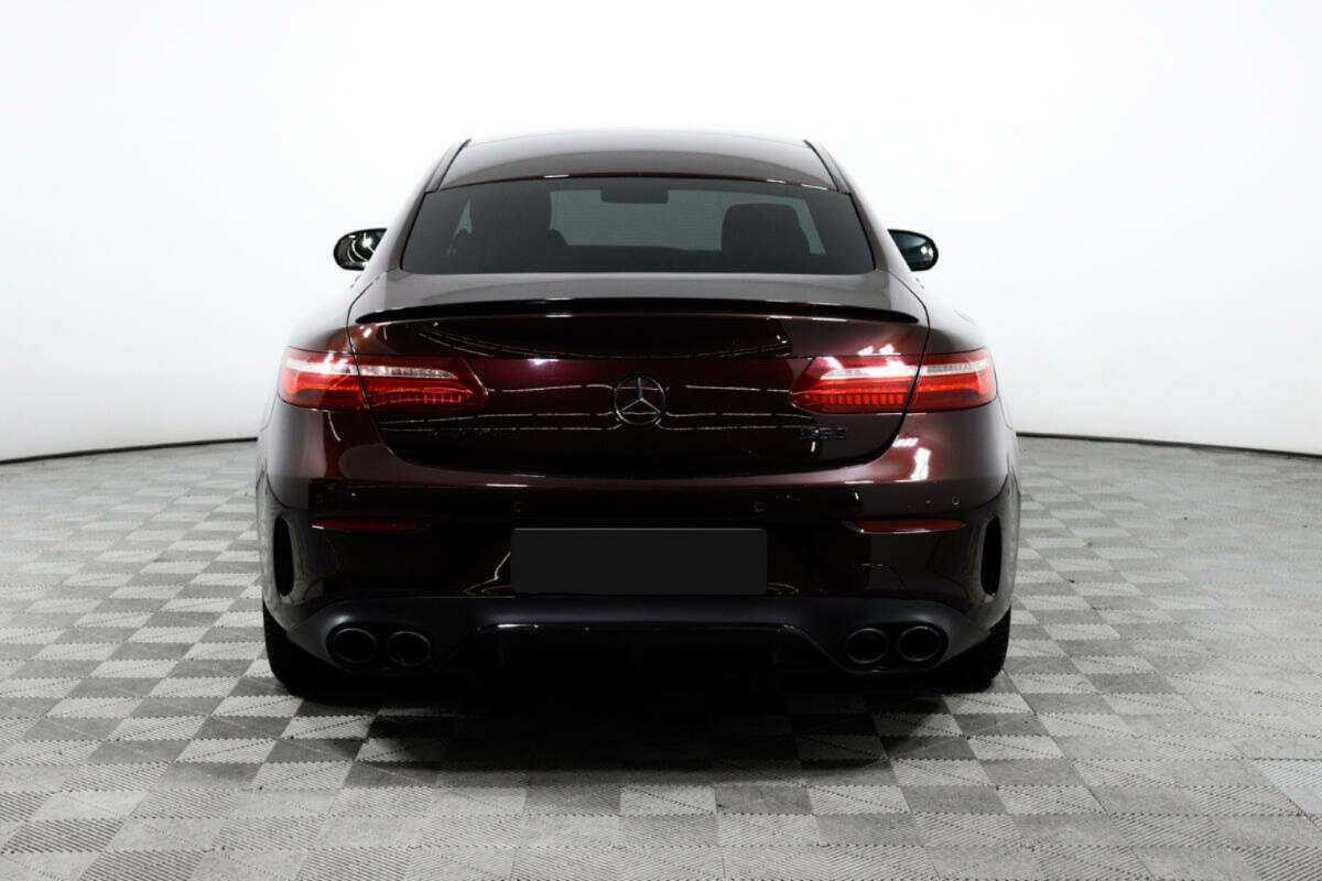 Mercedes-Benz E-Класс AMG с пробегом — 2018 год. Фото: #5