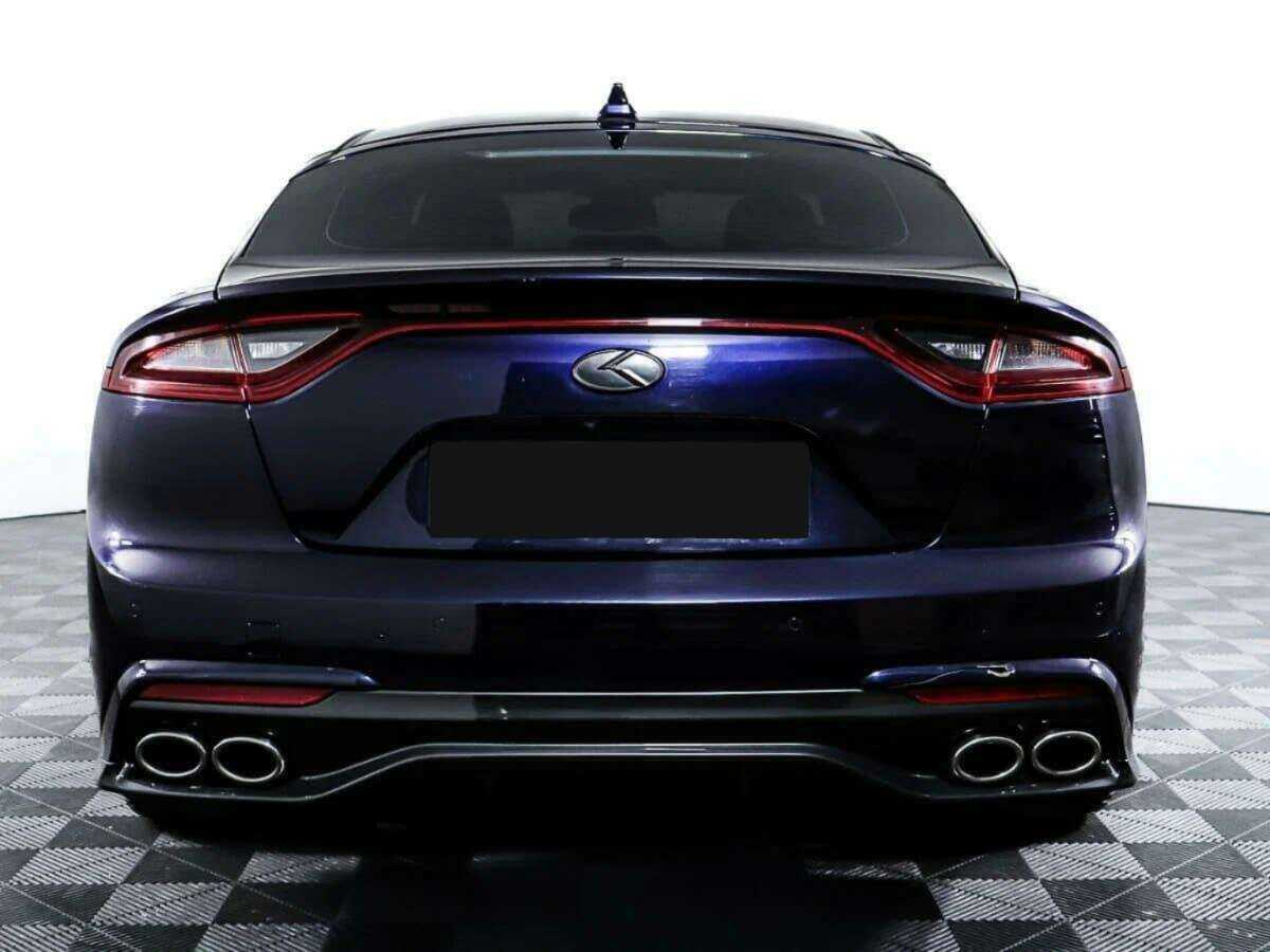 Kia Stinger с пробегом — 2019 год. Фото: #5