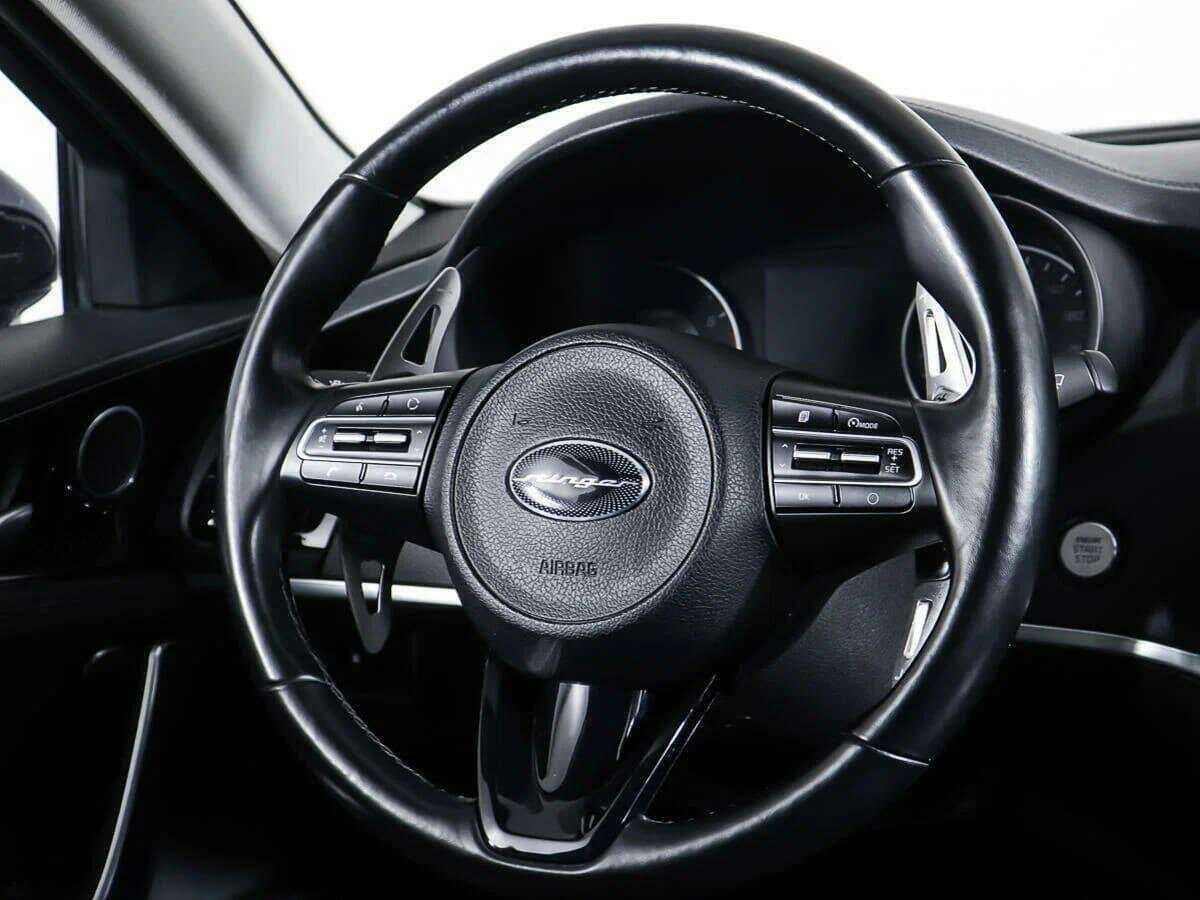 Kia Stinger с пробегом — 2019 год. Фото: #14