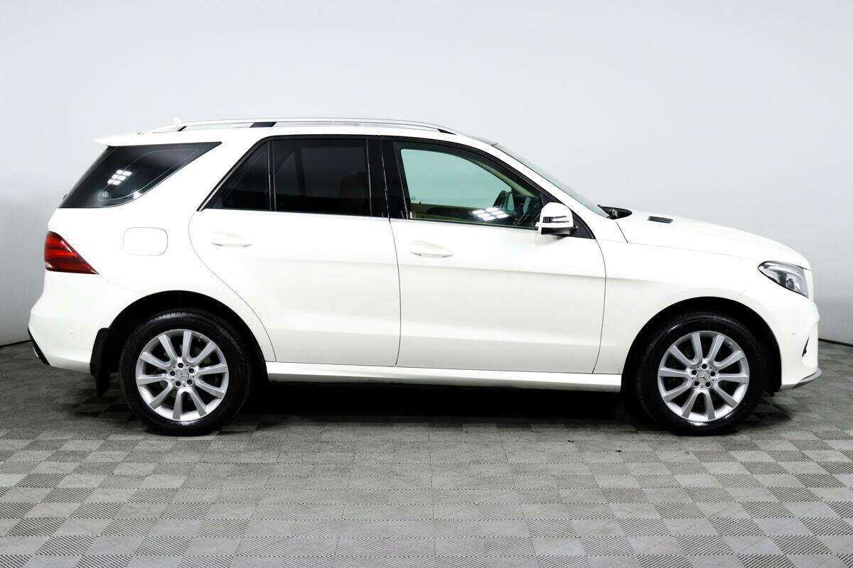 Mercedes-Benz GLE с пробегом — 2018 год. Фото: #3