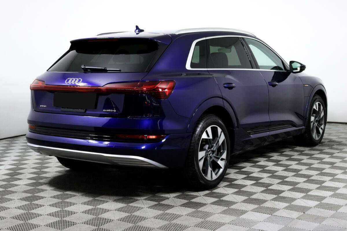 Audi e-tron с пробегом — 2020 год. Фото: #4