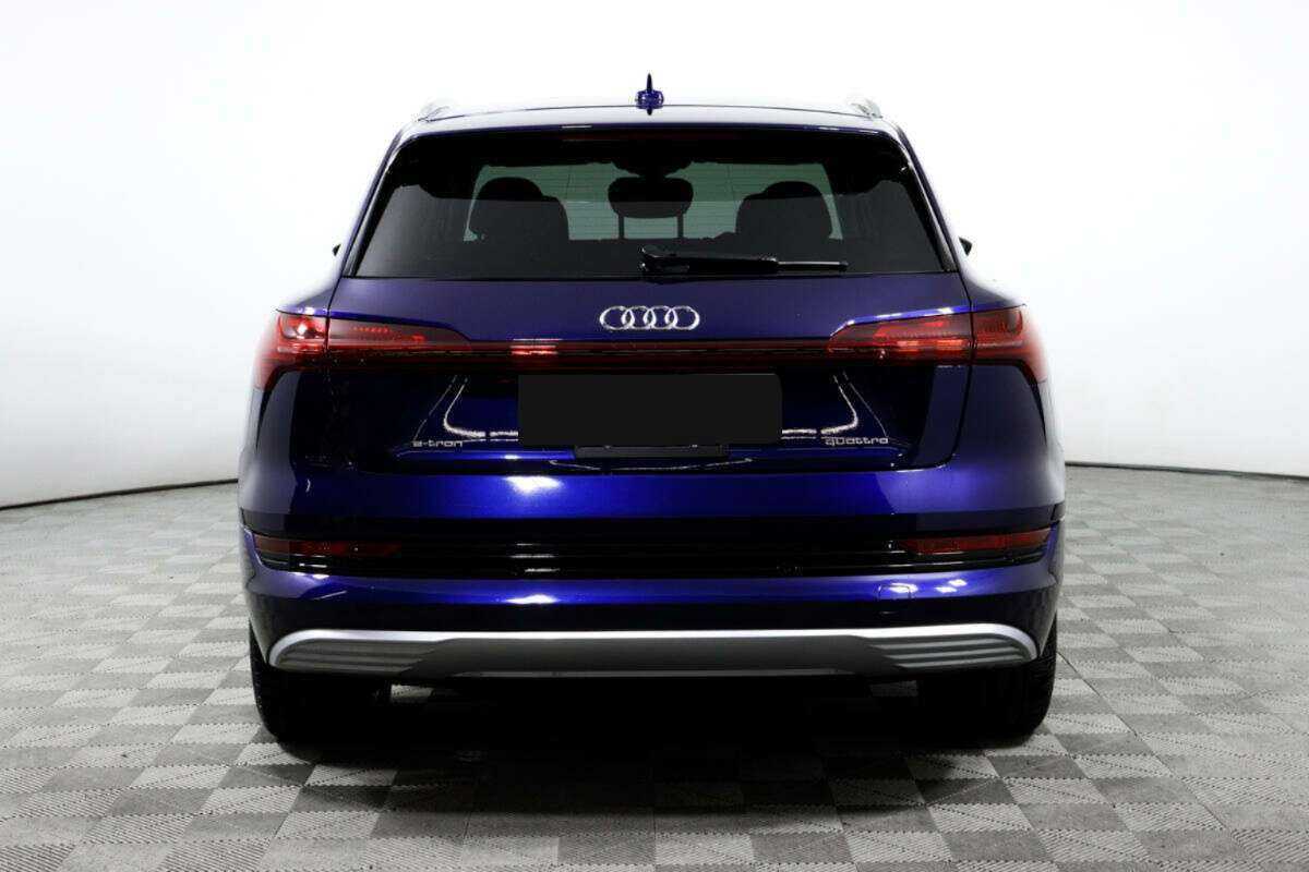 Audi e-tron с пробегом — 2020 год. Фото: #5