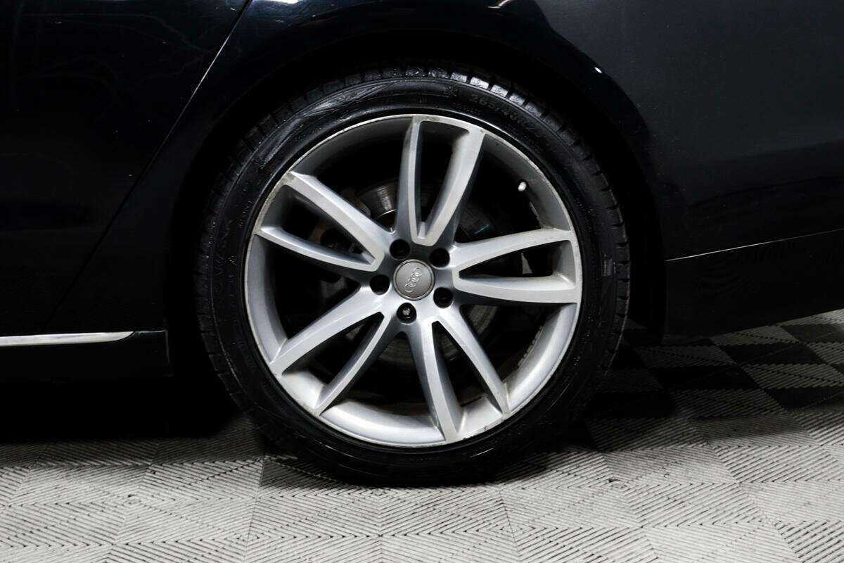 Audi A8 с пробегом — 2011 год. Фото: #12