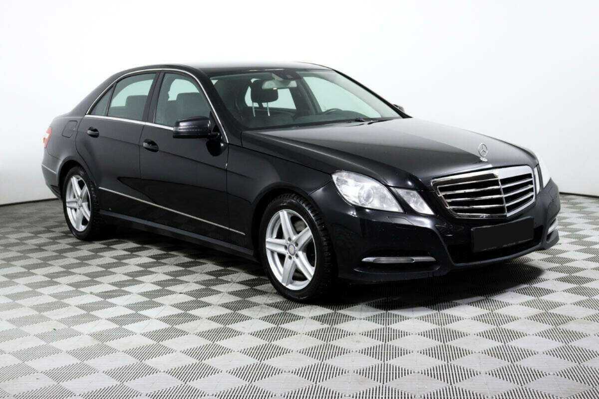 Mercedes-Benz E-Класс с пробегом — 2012 год. Фото: #2