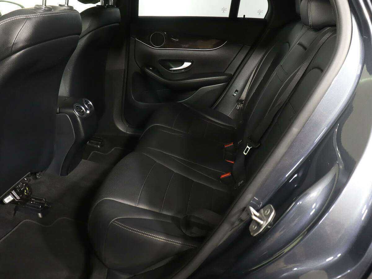 Mercedes-Benz GLC с пробегом — 2016 год. Фото: #7