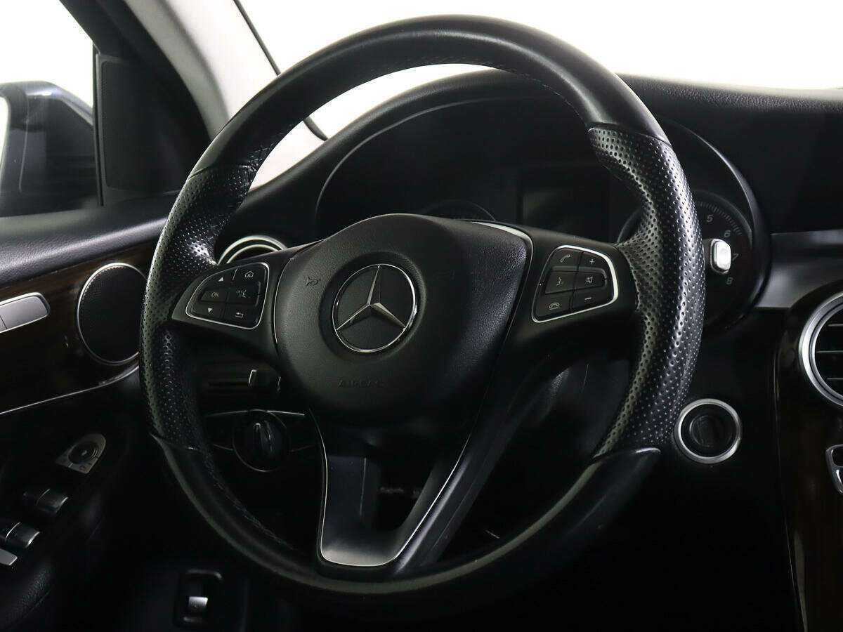 Mercedes-Benz GLC с пробегом — 2016 год. Фото: #12