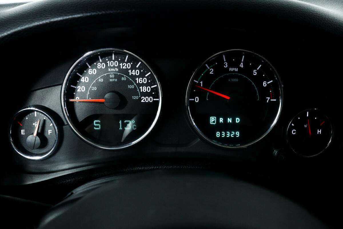 Jeep Wrangler с пробегом — 2012 год. Фото: #7