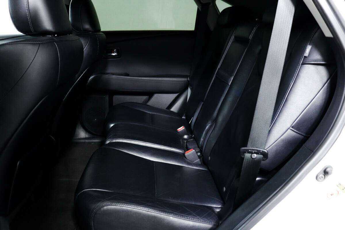 Lexus RX с пробегом — 2011 год. Фото: #11