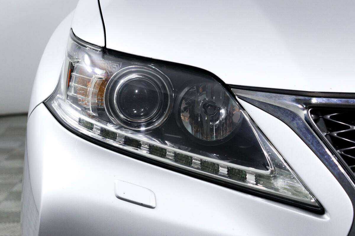 Lexus RX с пробегом — 2011 год. Фото: #14