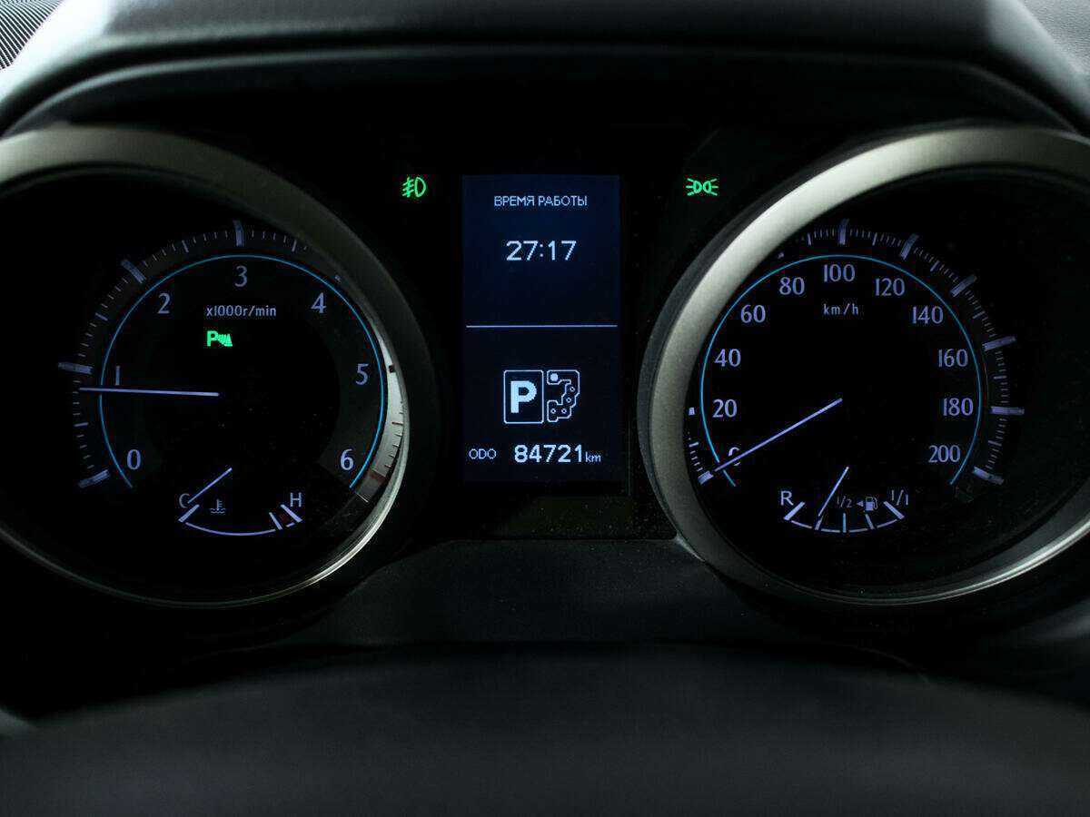 Toyota Land Cruiser Prado с пробегом — 2011 год. Фото: #10