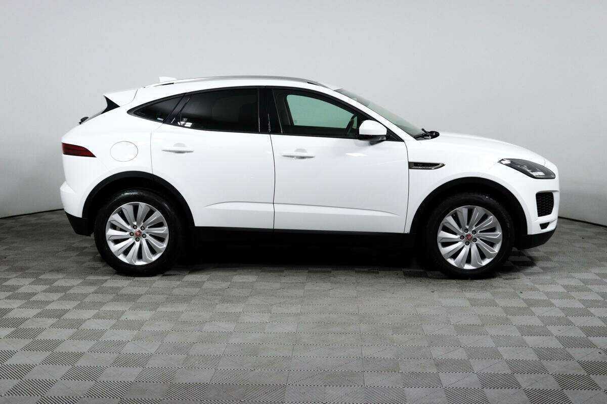 Jaguar E-Pace с пробегом — 2019 год. Фото: #3