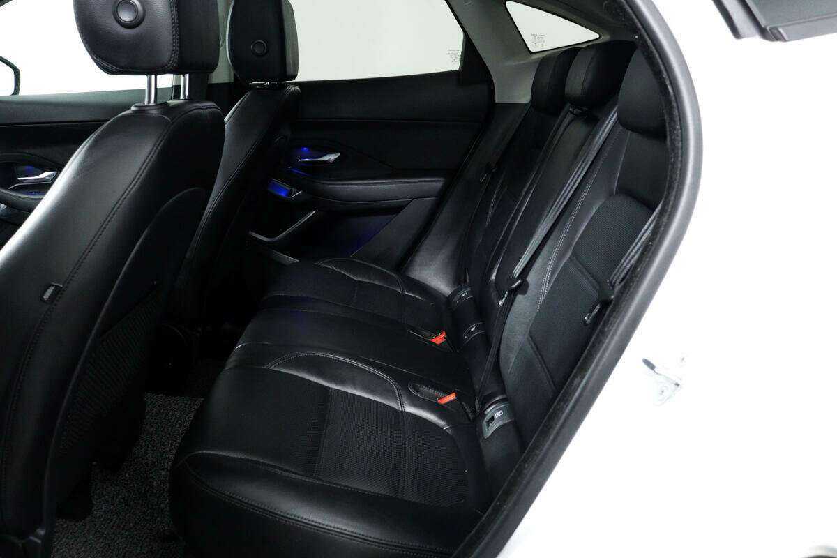 Jaguar E-Pace с пробегом — 2019 год. Фото: #11