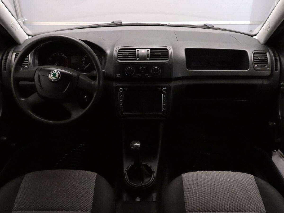 Skoda Fabia с пробегом — 2009 год. Фото: #8