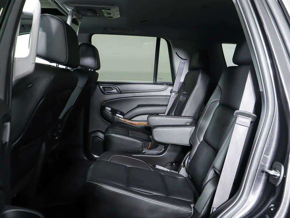 Chevrolet Tahoe с пробегом — 2016 год. Фото: #11