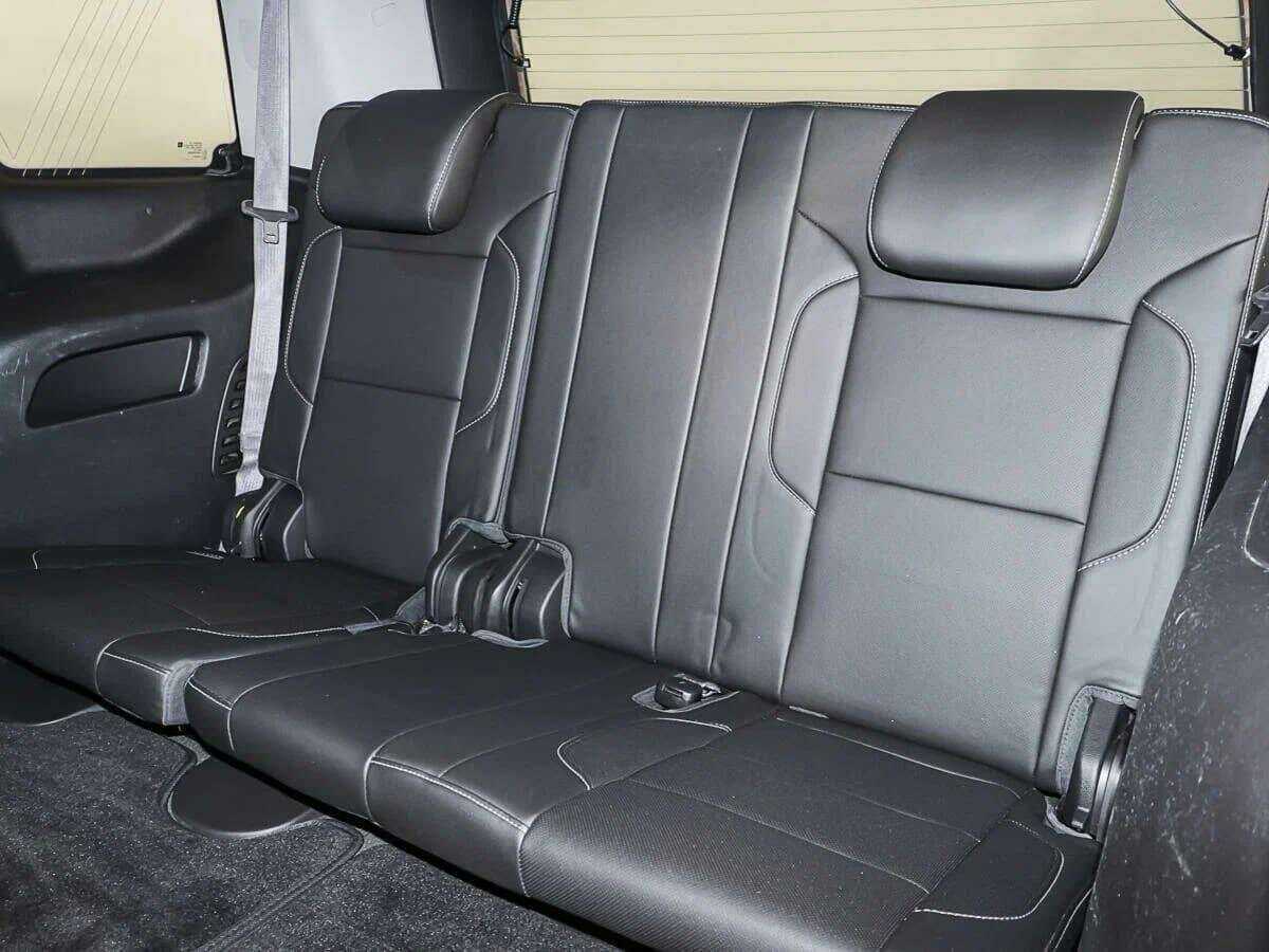 Chevrolet Tahoe с пробегом — 2016 год. Фото: #13