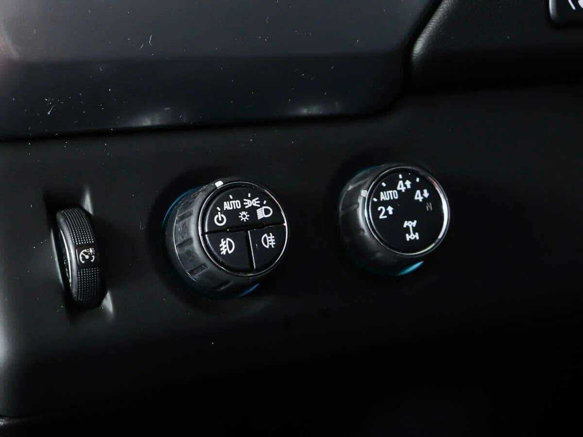 Chevrolet Tahoe с пробегом — 2016 год. Фото: #16