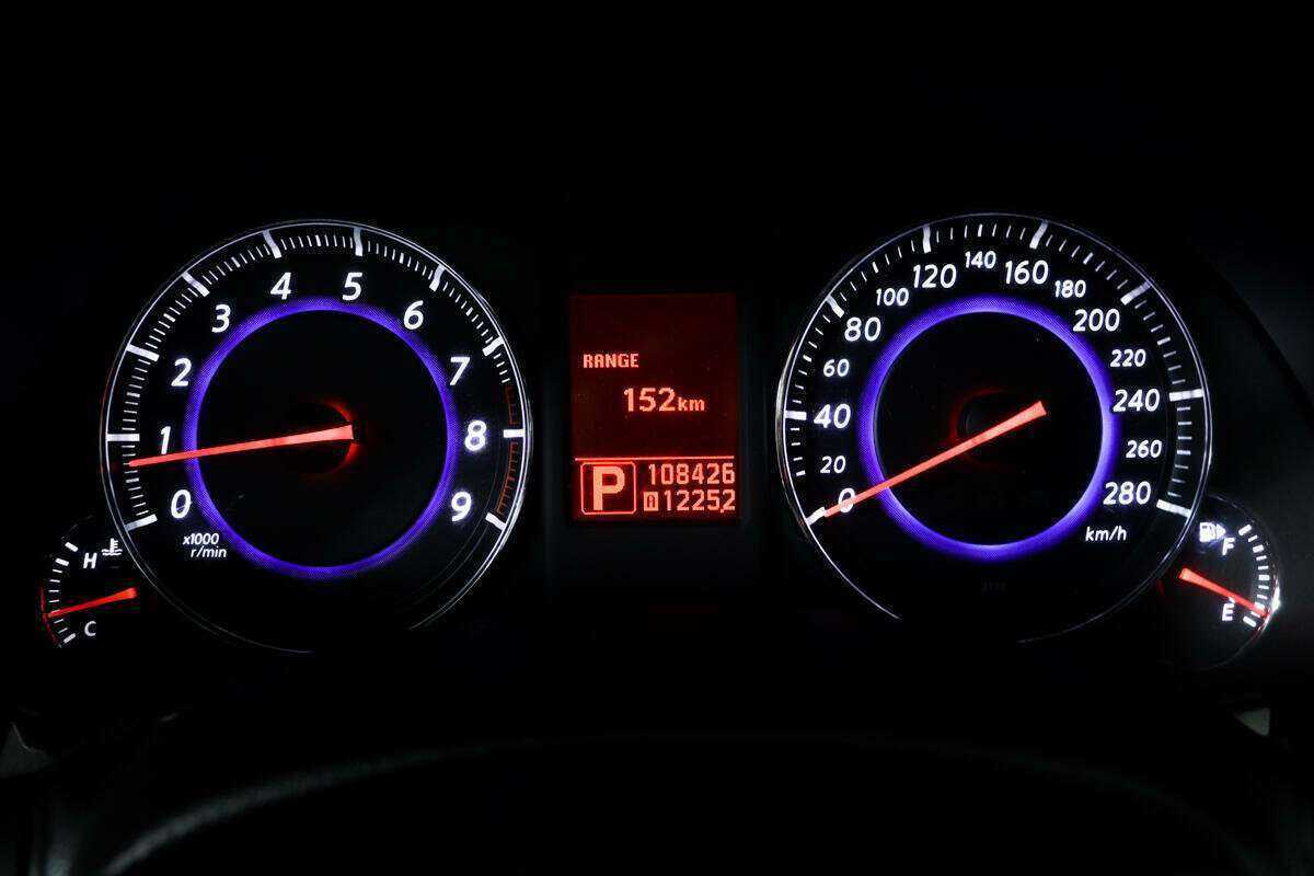 Infiniti FX с пробегом — 2010 год. Фото: #9