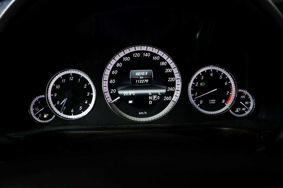 Mercedes-Benz E-Класс с пробегом — 2012 год. Фото: #9