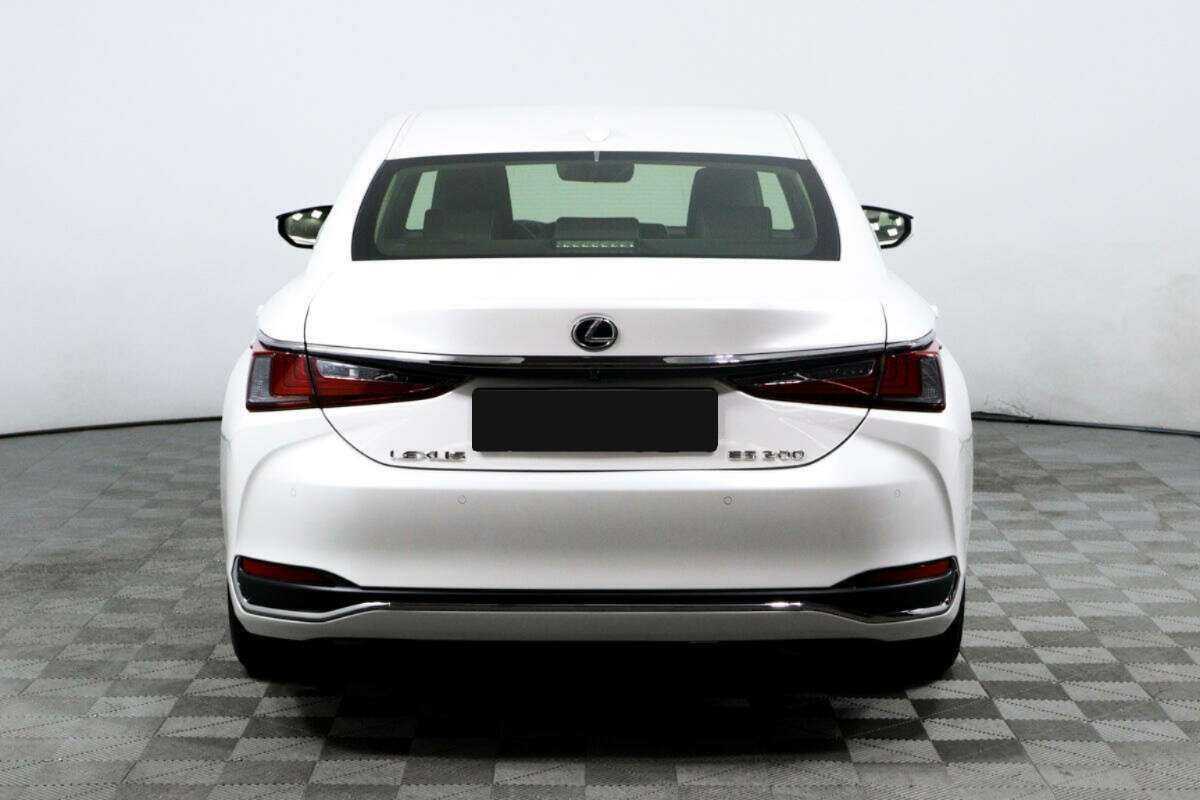 Lexus ES с пробегом — 2021 год. Фото: #5