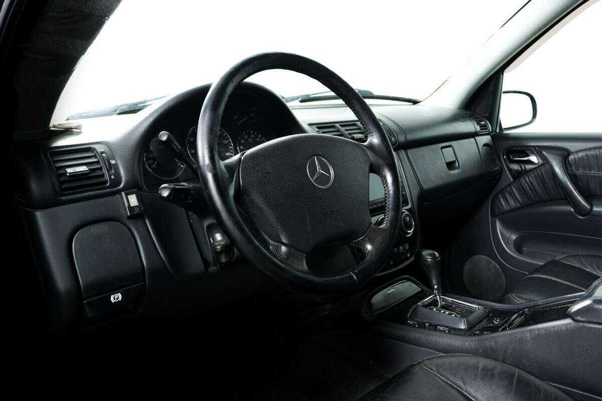 Mercedes-Benz M-Класс с пробегом — 2003 год. Фото: #11