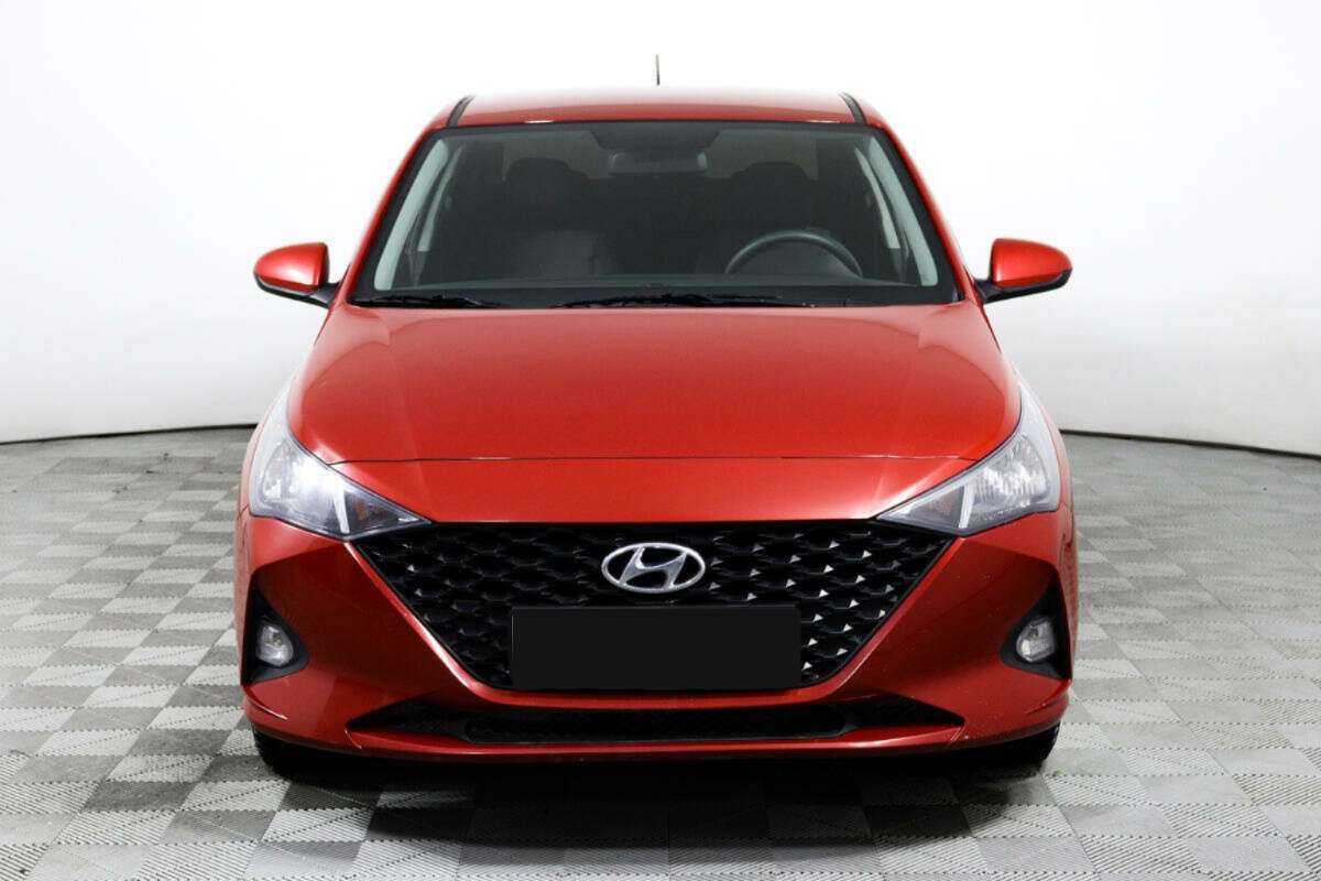 Hyundai Solaris с пробегом — 2020 год. Фото: #1